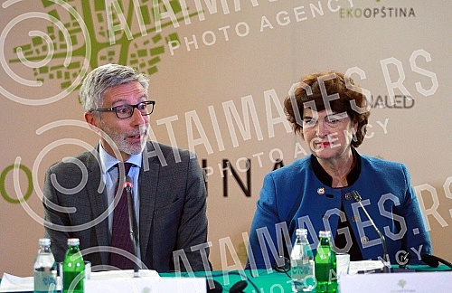 Press conference on the occasion of the first Serbian edition of the competition for sustainable cities of the Eco-Municipality, initiated by the French Embassy in Serbia.Konferencija za medije povodom pprvog srpskog izdanje konkursa za odrzive gra