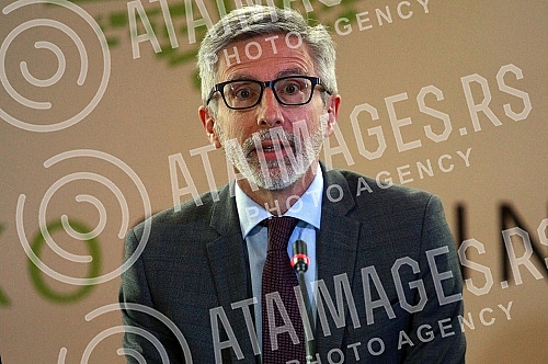 Press conference on the occasion of the first Serbian edition of the competition for sustainable cities of the Eco-Municipality, initiated by the French Embassy in Serbia.Konferencija za medije povodom pprvog srpskog izdanje konkursa za odrzive gra