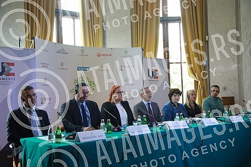 Press conference on the occasion of the first Serbian edition of the competition for sustainable cities of the Eco-Municipality, initiated by the French Embassy in Serbia.Konferencija za medije povodom pprvog srpskog izdanje konkursa za odrzive gra