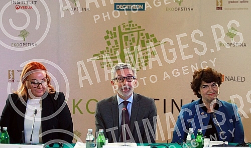 Press conference on the occasion of the first Serbian edition of the competition for sustainable cities of the Eco-Municipality, initiated by the French Embassy in Serbia.Konferencija za medije povodom pprvog srpskog izdanje konkursa za odrzive gra