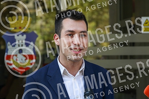 Dobrica Veselinovic addressed the media before the beginning of the session of the Belgrade City Council, on behalf of the councilors of the movement WE DON'T DROWN BELGRADE - WE MUST FOR A GOOD CITY.Dobrica Veselinovic se obratio medijima pred poc
