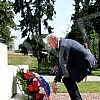 The Mayor of Belgrade, Zoran Radojicic, the Minister of Labor, Employment, Veterans and Social Affairs, Darija Kisic Tepavcevic, and the Ambassador of France to Serbia, Zan-Louis Falconi, laid wreaths at the Monument of Gratitude to France on the occ