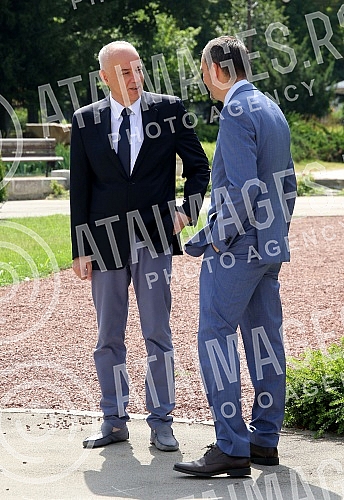 The Mayor of Belgrade, Zoran Radojicic, the Minister of Labor, Employment, Veterans and Social Affairs, Darija Kisic Tepavcevic, and the Ambassador of France to Serbia, Zan-Louis Falconi, laid wreaths at the Monument of Gratitude to France on the occ