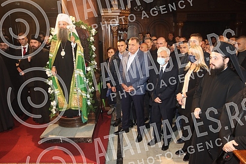 The Serbian Patriarch Porfirije, the head of the Serbian Orthodox Church, arrived in Banja Luka, where he was welcomed in the Church of the Holy Trinity by a member of the Presidency of Bosnia and Herzegovina, Milorad Dodik, and the President of the 