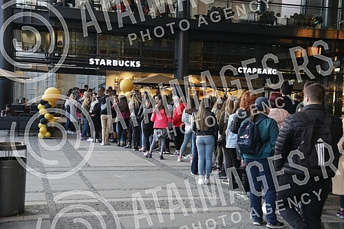 The first Coffee Shop Starbucks opened in Belgrade - Serbia.Prva radnja Starbaks otvoren u Beogradu - Srbiji.