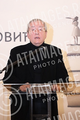 The ceremonial awarding of the newly established Dusan Radovic Award for Literature for Children and Youth was held in the Ceremonial Hall of the Belgrade City Assembly, organized by the Belgrade City Library.U Svecanoj sali Skupstine grada Beograd