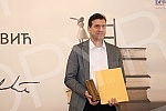 The ceremonial awarding of the newly established Dusan Radovic Award for Literature for Children and Youth was held in the Ceremonial Hall of the Belgrade City Assembly, organized by the Belgrade City Library.U Svecanoj sali Skupstine grada Beograd