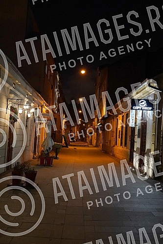 Empty Skadarlija, famous bohemian quarter in the heart of Belgrade, due to canceled New Year's EvePrazna Skadarlija, cuvene boemska cetvrt u srcu Beograda,  zbog otkazanog doceka Nove godine.