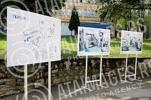 The President of the Republic of Serbia, Aleksandar Vucic, visited the Torlak Institute of Virology and Serums and presented the AstraZeneca vaccine for the Republika Srpska to the Chairman of the Presidency of Bosnia and Herzegovina, Milorad Dodik.