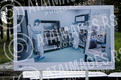 The President of the Republic of Serbia, Aleksandar Vucic, visited the Torlak Institute of Virology and Serums and presented the AstraZeneca vaccine for the Republika Srpska to the Chairman of the Presidency of Bosnia and Herzegovina, Milorad Dodik.