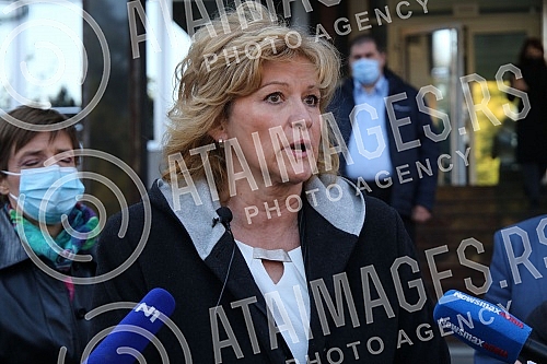 The Democratic Party and the Assembly of Free Serbia held a joint press conference in front of the Ministry of Health and Of the Republic Public Prosecutor's Office, and the topic of the conference was the filing of criminal charges against the Prime