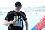 In anticipation of the scheduled concerts of Ace Pejovic on Tas, the singer organized an afternoon river cruise for the media.U susret zakazanim koncertima Ace Pejovica na Tasu, pevac je organizoavo popodnevno krstarenje rekom Savom za medije.
