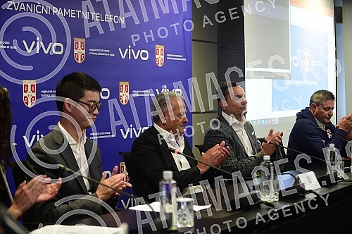 In the SC FSS, in Stara Pazova, a press conference was held between the representatives of the Football Association of Serbia and the company Vivo on the occasion of the promotion of the new sponsorship agreement.U SC FSS, u Staroj Pazovi odzana je