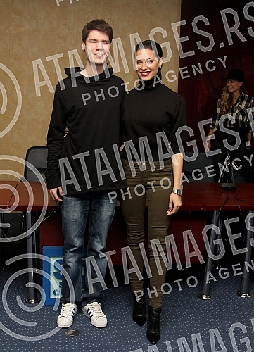 Press conference to present the Broadway spektaktl in domestic production - a musical Cinderella.Konferencija za medije na kojoj je predstavljen brodvejski spektaktl u domacoj produkciji  mjuzikl Pepeljuga