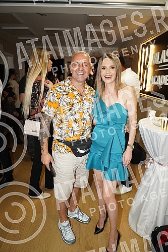 The queen of shaded eyeliner as many call her, a great professional and a woman who brought numerous techniques and knowledge in the field of permanent make-up to our region and was the first, Verica Blasko, opened the Blasko academy salon.Kraljica