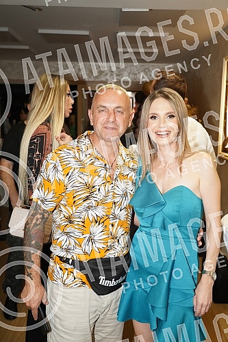 The queen of shaded eyeliner as many call her, a great professional and a woman who brought numerous techniques and knowledge in the field of permanent make-up to our region and was the first, Verica Blasko, opened the Blasko academy salon.Kraljica