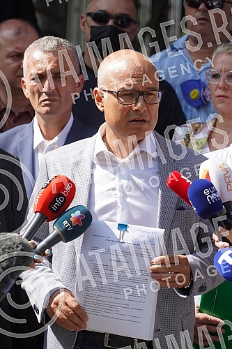 On the occasion of all the lies of the mafia clan of Veljko Belivuk and tycoon politicians close to them and their media in the country and abroad, the vice president of the SNS Main Board Milos Vucevic filed a criminal complaint against Serbian Pres