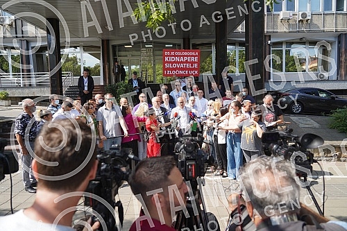 On the occasion of all the lies of the mafia clan of Veljko Belivuk and tycoon politicians close to them and their media in the country and abroad, the vice president of the SNS Main Board Milos Vucevic filed a criminal complaint against Serbian Pres