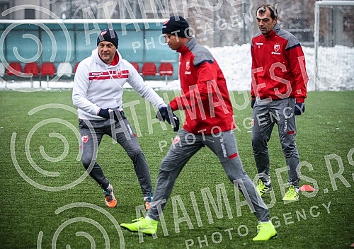 Red Star players began winter preparations for the continuation of the Championship.Fudbaleri Crvene zvezde poceli sa zimskim pripremama za nastavak Prvenstva.