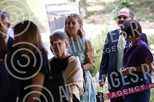 The British Embassy organized the celebration of the official birthday of Queen Elizabeth II, which is dedicated to the platinum jubilee this year.Britanska ambasada organizovala je proslavu zvanicnog rodjendana kraljice Elizabete II, koja je ove g