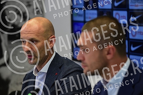 The promotion of the new head of the professional staff of the Partizan Football Club Ilija Stolica was held in the media center at the FC Partizan stadium.Promocija novog sefa strucnog staba Fudbalskog kluba Partizan Ilije Stolice odrzana je u med