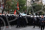 The police blocked the opponents of Europride in the central city streets, and some of them were detained.Policija je blokirala protivnike Europrajda u centralnim gradskim ulicama, a neki od njih su i privedeni.