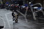 As part of the Redbull Show Run event, David Coulthard in the RB7 F1 car, the Drift Brothers in their BMW Drift cars and Arunas Aras Gibieza on a stunt motorcycle drove through the streets of Belgrade.U okviru Redbull Show Run dogadjaja beogradskim
