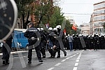 The police blocked the opponents of Europride in the central city streets, and some of them were detained.Policija je blokirala protivnike Europrajda u centralnim gradskim ulicama, a neki od njih su i privedeni.
