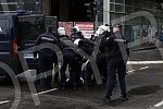 The police blocked the opponents of Europride in the central city streets, and some of them were detained.Policija je blokirala protivnike Europrajda u centralnim gradskim ulicama, a neki od njih su i privedeni.