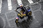 As part of the Redbull Show Run event, David Coulthard in the RB7 F1 car, the Drift Brothers in their BMW Drift cars and Arunas Aras Gibieza on a stunt motorcycle drove through the streets of Belgrade.U okviru Redbull Show Run dogadjaja beogradskim