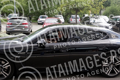 At the Falkensteiner Hotel, the Serbian Red Cross signed contracts with the new ambassadors.U hotelu Falkensteiner Crveni krst Srbije potpisao je ugovore sa novim ambasadorima 