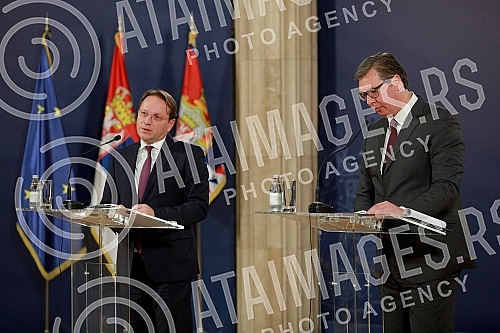 In the Presidency of Serbia, a meeting was held between President Aleksandar Vucic and the European Commissioner for Neighborhood and Enlargement Oliver Varhelyi. U Predsednistvu Srbije odrzan sastanak predsednika Aleksandra Vucica s evropskim kome