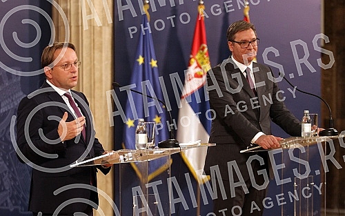 In the Presidency of Serbia, a meeting was held between President Aleksandar Vucic and the European Commissioner for Neighborhood and Enlargement Oliver Varhelyi. U Predsednistvu Srbije odrzan sastanak predsednika Aleksandra Vucica s evropskim kome