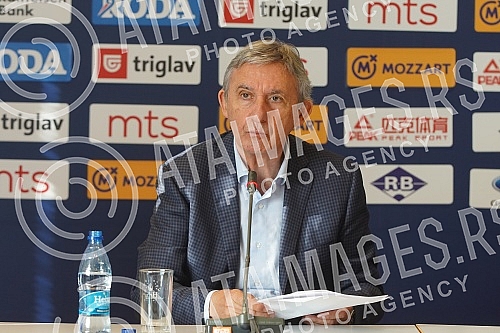 In anticipation of the November matches of the men's A national team, which are being played as part of the World Cup qualifiers, the selector of the Serbian national team, Svetislav Pesic, held a press conference at the Basketball Association of Ser