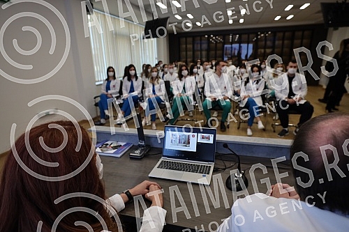 The President of the Republic of Serbia, Aleksandar Vucic, attended the opening ceremony of the newly built building of the Institute for Cardiovascular Diseases in Dedinje.Predsednik Republike Srbije Aleksandar Vucic prisustvovao je ceremoniji otv