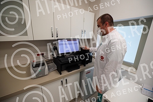 The President of the Republic of Serbia, Aleksandar Vucic, attended the opening ceremony of the newly built building of the Institute for Cardiovascular Diseases in Dedinje.Predsednik Republike Srbije Aleksandar Vucic prisustvovao je ceremoniji otv