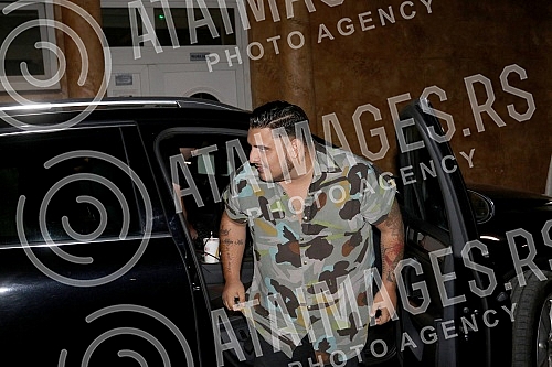 Singer Andreana Cekic and her boyfriend Marko Milosevic celebrates birthdays together.Pevacica Andreana Cekic i decko Marko Milosevic organizovali su zajednicku proslavu rodjendana.