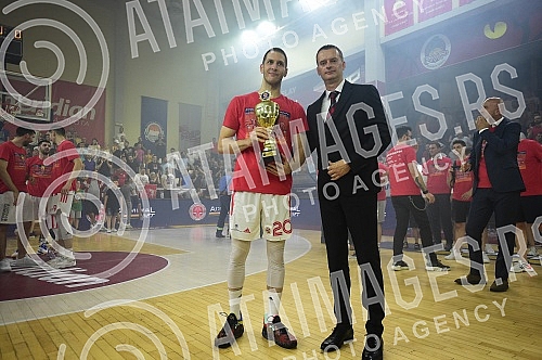 The second match of the finals of the Serbian Super League between KK FMP Meridian and KK Crvena zvezda mts was played in FMP Arena in Zeleznik.Drugi mec finala Superlige Srbije izmedju KK FMP Meridian i KK Crvena zvezda mts odigrana je u FMP Areni