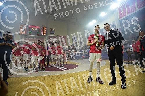 The second match of the finals of the Serbian Super League between KK FMP Meridian and KK Crvena zvezda mts was played in FMP Arena in Zeleznik.Drugi mec finala Superlige Srbije izmedju KK FMP Meridian i KK Crvena zvezda mts odigrana je u FMP Areni
