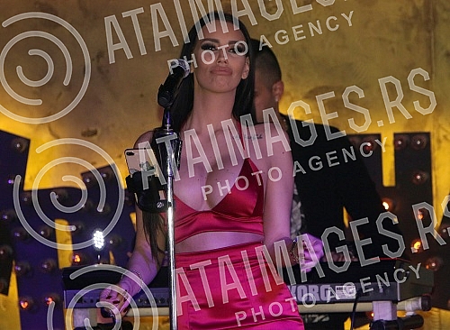 Performance of Katarina Grujic held in night club Tarapana.Nastup Katarine Grujic u nocnom klubu Tarapana. 