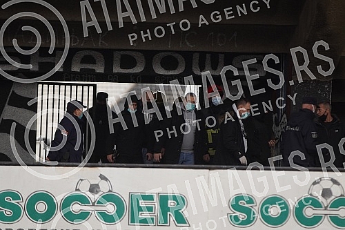 Police officers, inspectors and members of the BIA are conducting a detailed search of the premises of the Partizan Football Club, after the arrest of an organized criminal group, and they also called the fire department for help.Policajci, inspekt