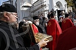 The relics of twenty large Russian saints among them Alexander Nevsky, the patron of Russian Orthodoxy and the holy earth arrived in Belgrade.Mosti dvadeset velikih ruskih svetitelja medju kojima su i Aleksandra Nevskog, zastitnika pravosljavlja i s