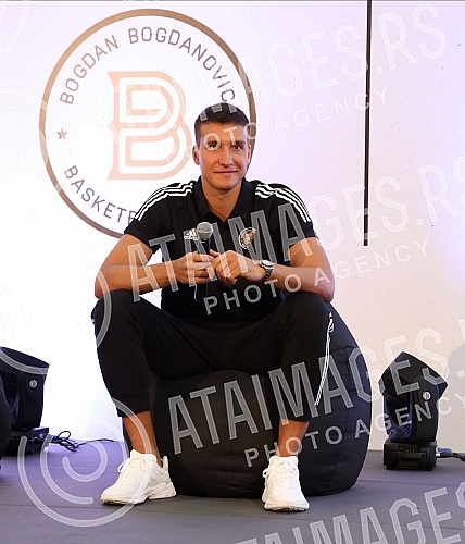 Bogdan Bogdanovic's press conference on the occasion of the upcoming BB camp in Belgrade was held at the Dynamic Sport & Health Club.Konferencija za medije Bogdana Bogdanovica povodom predstojeceg BB kampa u Beogradu odrzana je u Dynamic Sport & He