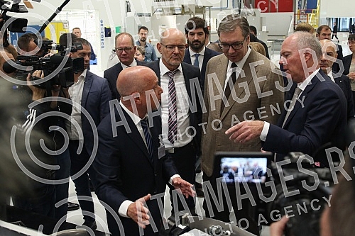 The President of the Republic of Serbia, Aleksandar Vucic, attendedthe opening ceremony of the new MTU Maintenance Serbia facility, where aircraft engine parts will be repaired.Predsednik Republike Srbije Aleksandar Vucic prisustvovao jeceremonij