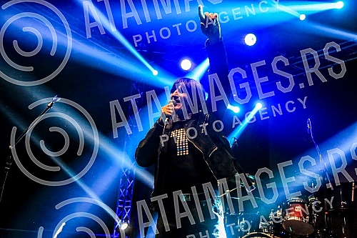 The popular Balkan-punk-folk band Brkovi, after four years, held its first independent concert in Belgrade, in the Hangar of the Port of Belgrade, and the special guests at the concert are Travolta from Borce Grede and the Bulgarian orchestra Kamchia