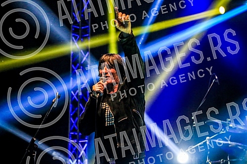 The popular Balkan-punk-folk band Brkovi, after four years, held its first independent concert in Belgrade, in the Hangar of the Port of Belgrade, and the special guests at the concert are Travolta from Borce Grede and the Bulgarian orchestra Kamchia