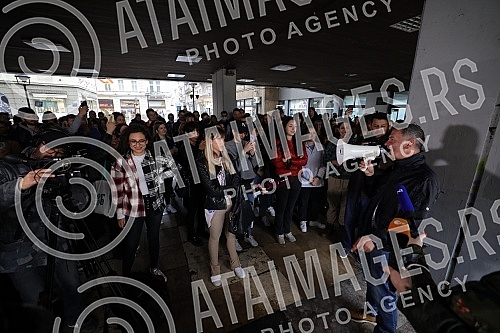 Students are not for sale - protest of students on the plateau near the Faculty of Philosophy.Studenti nisu na prodaju - protest studenata i studentkinja na platou kod Filozofskog fakulteta.