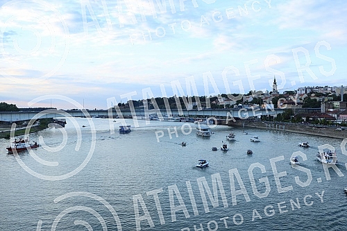 The Belgrade Tourist Organization organized the 17th Belgrade Boat Festival.Turisticka organizacija Beograda organizovala je 17. Beogradski festival brodova.