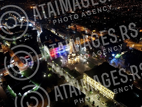 In honor of the volleyball players of Serbia, who defended the title of world champion at the world championship in Apeldoorn, the Netherlands, the City Administration building in Banja Luka was illuminated tonight in the colors of the Serbian flag a