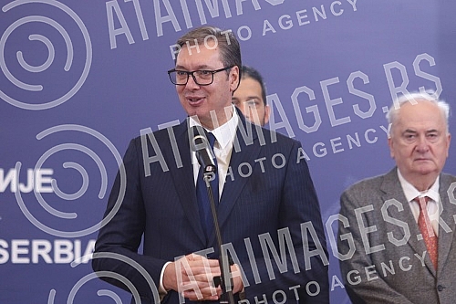 The President of the Republic of Serbia, Aleksandar Vucic, received the women's volleyball team of Serbia, which won the gold medal at the World Championship.Predsednik Republike Srbije Aleksandar Vucic primio je zensku  odbojkasku reprezentaciju S